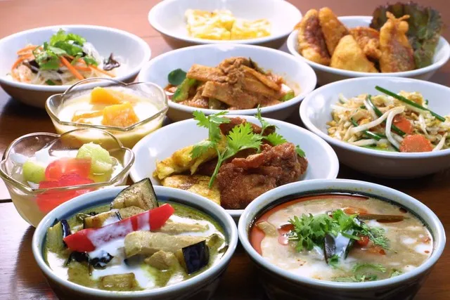 様々なタイ料理