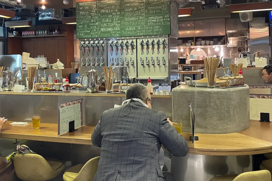 Noodle House Laundryのカウンター席