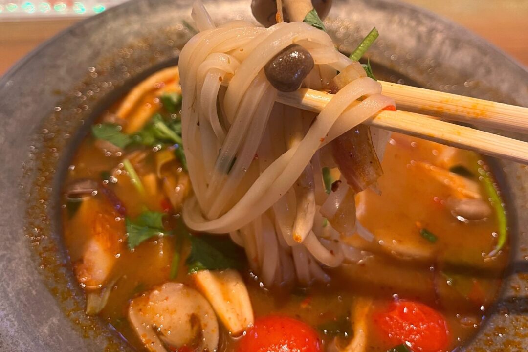 BAKASOUL ASIAのトムヤムフォー
