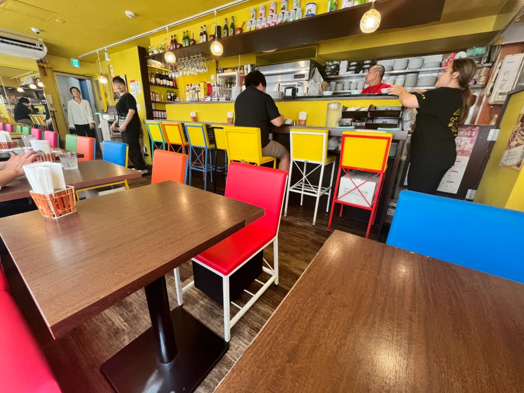 新宿西口ガパオ食堂