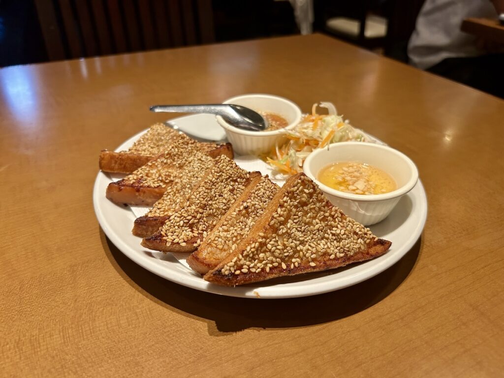 ソムオー 新大久保店のカノンパンナークン
