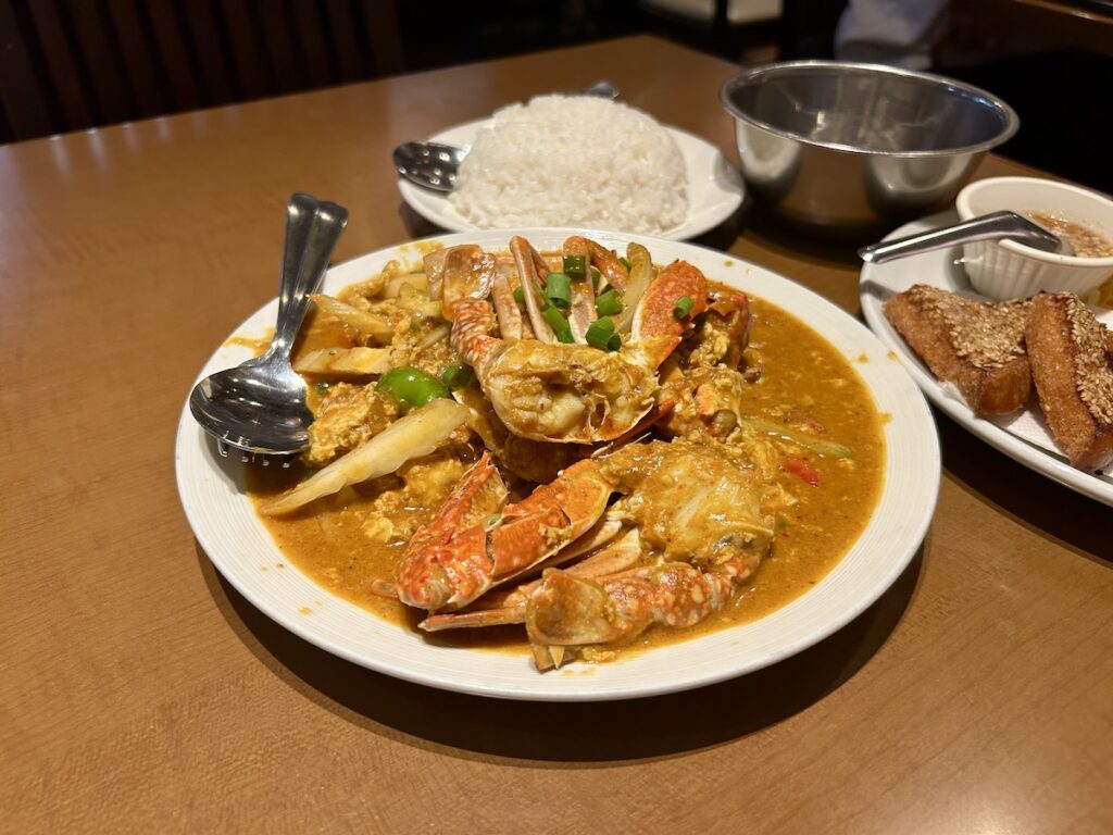 ソムオー 新大久保店のプーパッポンカリー
