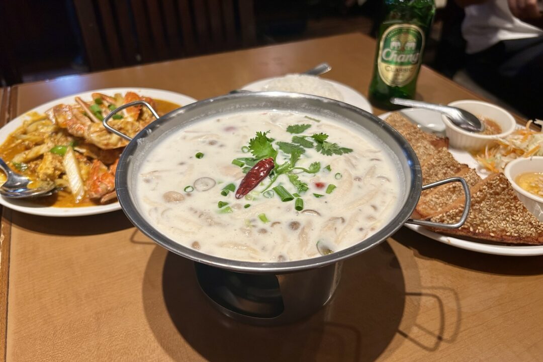 ソムオー 新大久保店のトムカーガイ