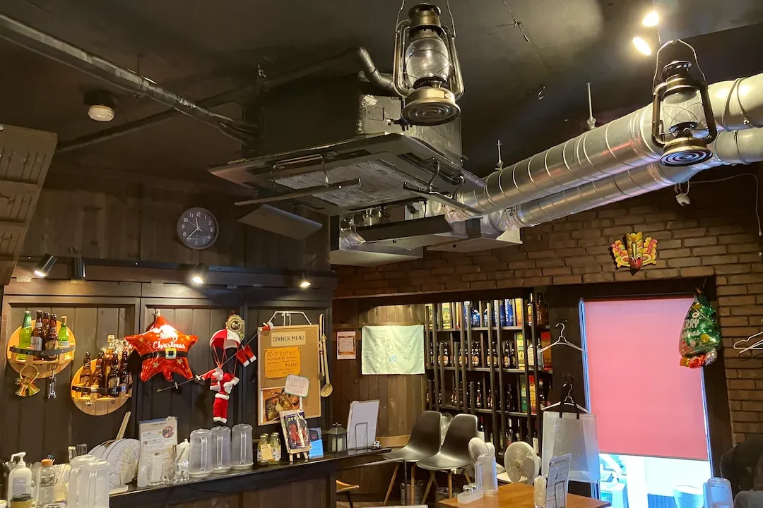 シナモンガーデン 関内店の店内
