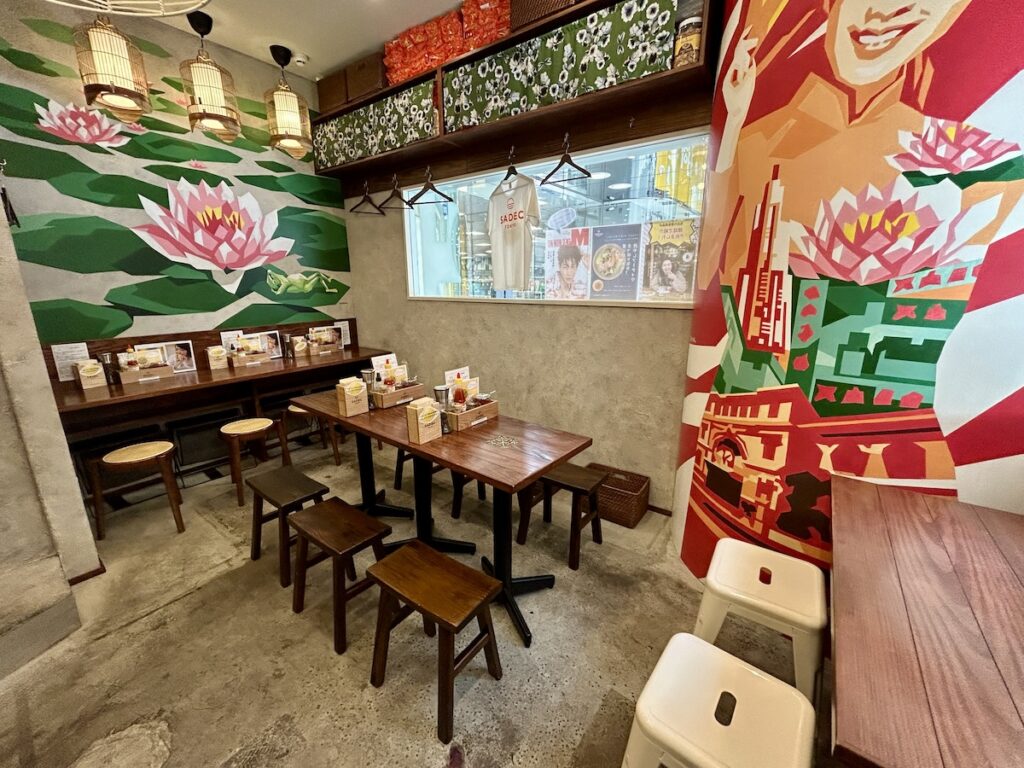 SADEC TOKYO 吉祥寺店の内観