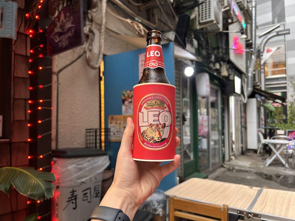 「バンコクナイト新宿店」のリオビール