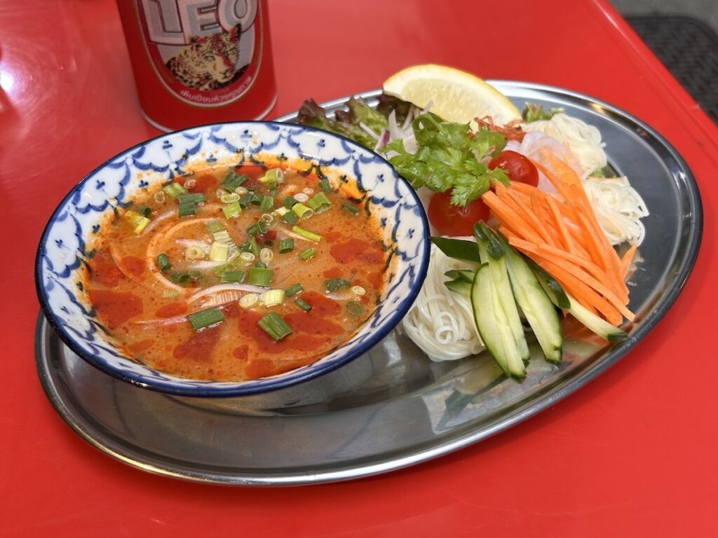 「バンコクナイト新宿店」の冷製トムヤムクン素麺